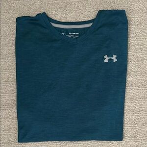 Under Armour drifit shirt
